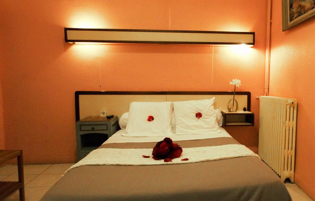 Hotel Innova Cardabella Avignon Pokoj fotografie