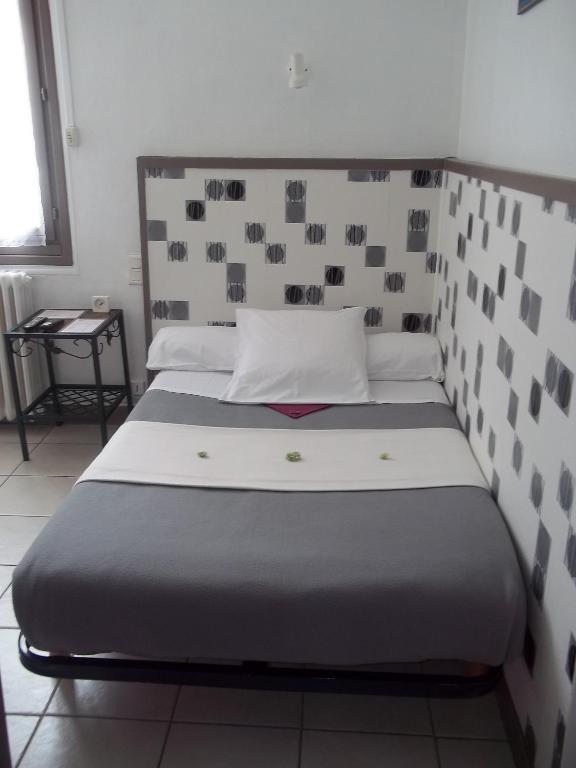 Hotel Innova Cardabella Avignon Pokoj fotografie