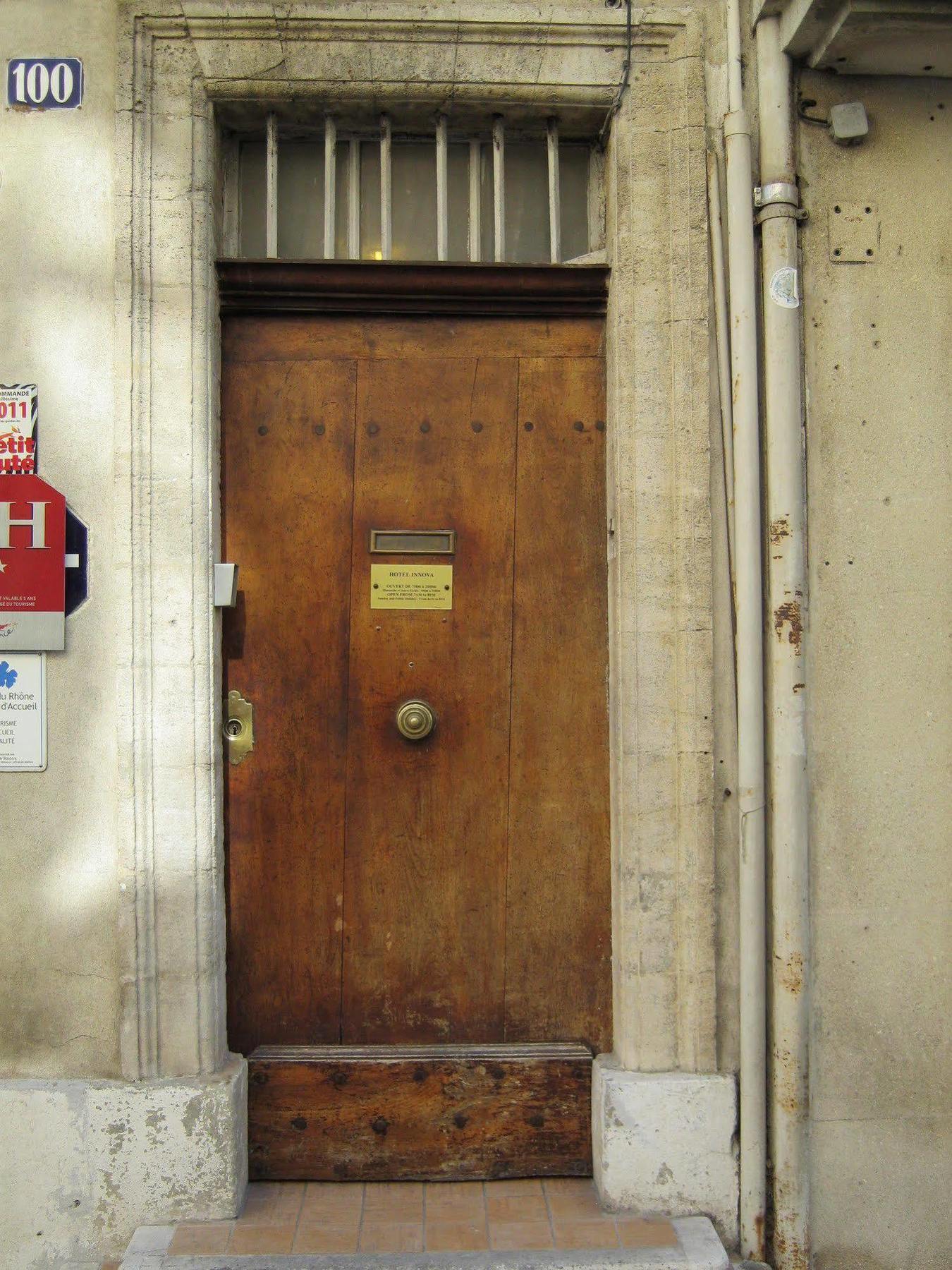 Hotel Innova Cardabella Avignon Exteriér fotografie